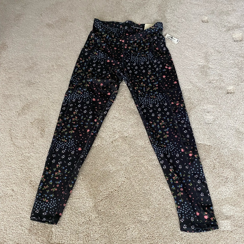 Aero Flex High Rise Leggings Medium